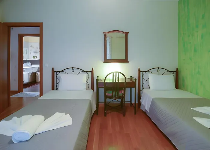 Happy Holidays Messinia בית נופש *